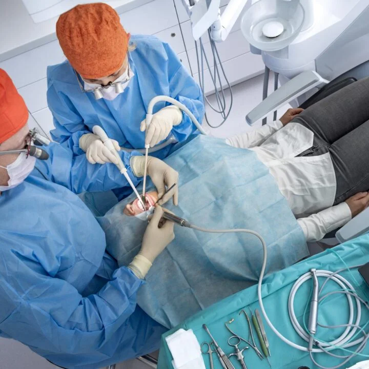 Metoda All-on-4, czyli zęby na czterech implantach